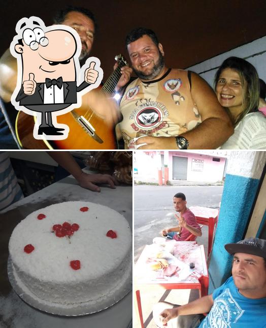 See this image of Bar do Soares