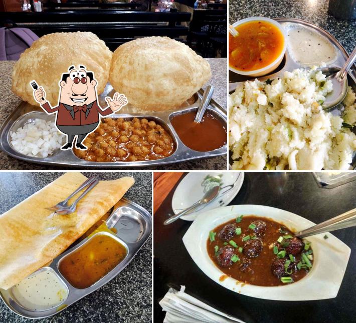 Meals at Ghate Dugdha Mandir - Mahal