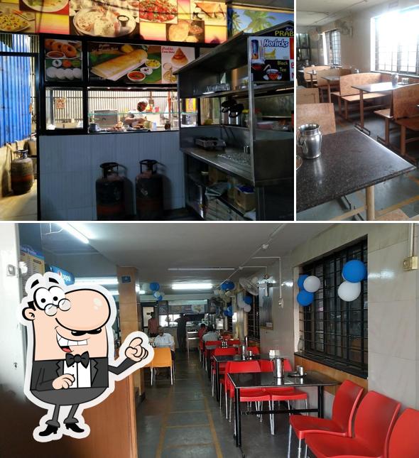 The interior of ಹೊಟೇಲ್ ಪ್ರಭು ವೆಜ್ (Hotel prabhu veg restaurant)