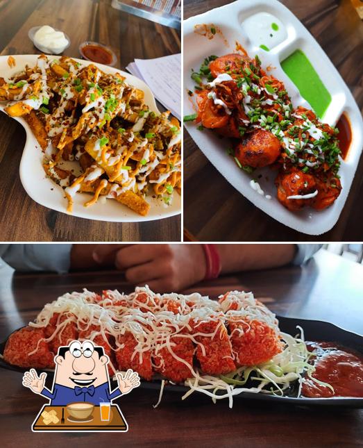 Food at MG Fast Food