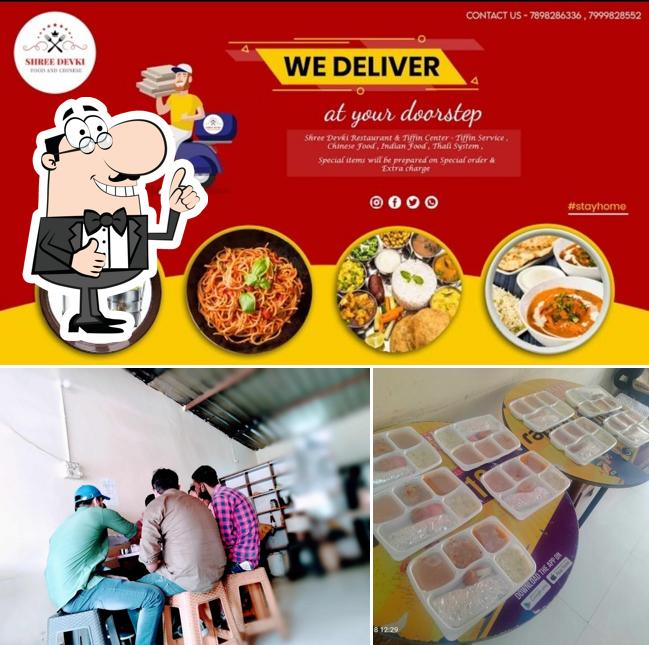 Look at this pic of ROKADE FOODIES