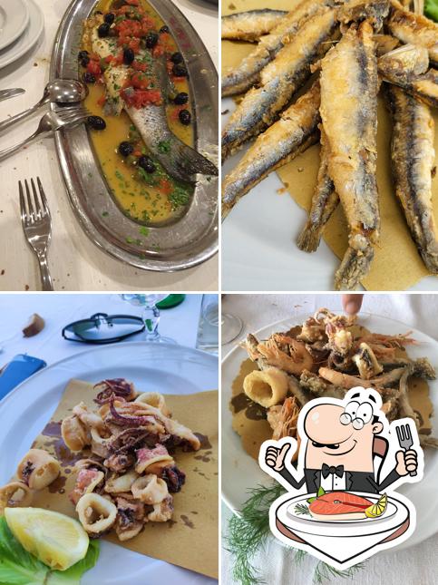 Ristorante Pizzeria Da Raffaele offre un menu per gli amanti del pesce