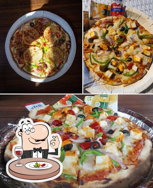 Food at Wood fired pizza