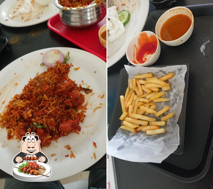 Food at Crunchy Bites