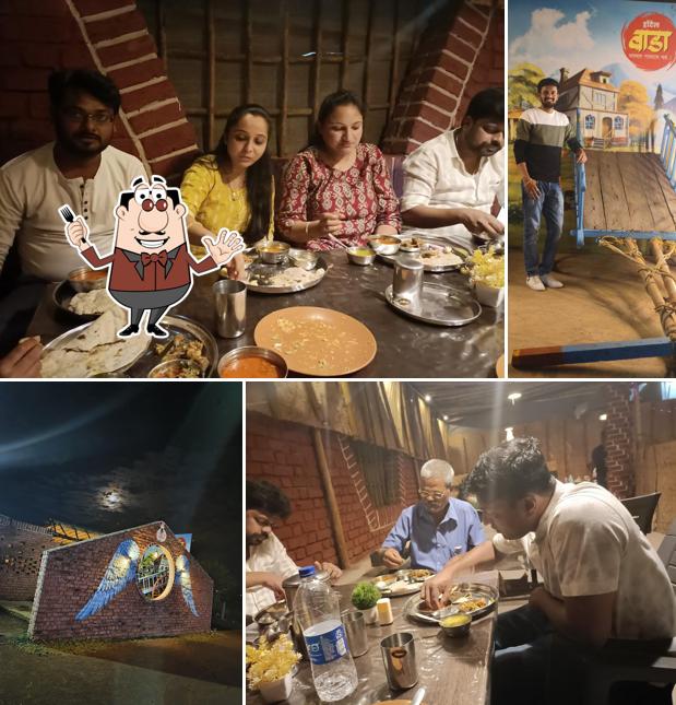 Meals at हॉटेल वाडा Hotel Wada