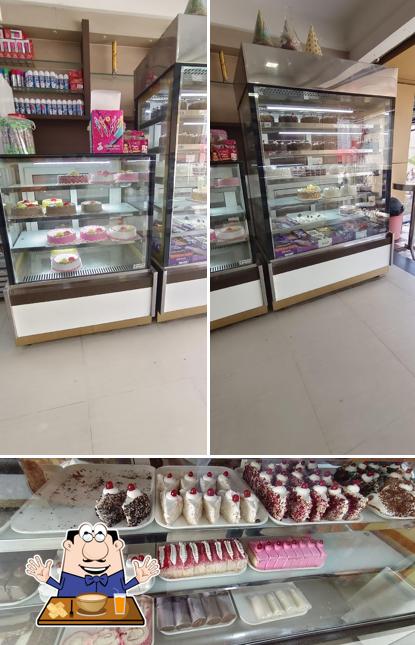 Food at Kohinoor Bakery