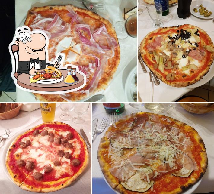 Scegli tra le molte varianti di pizza