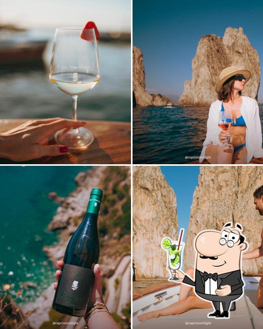 Goditi un drink a Moonlight