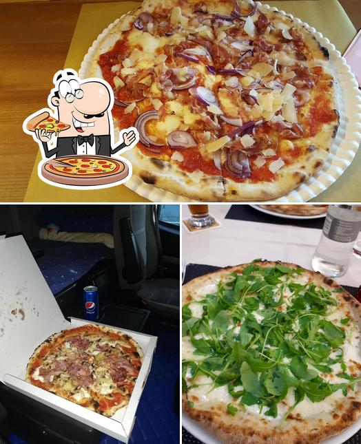 Ordina una pizza a Pizza Elia