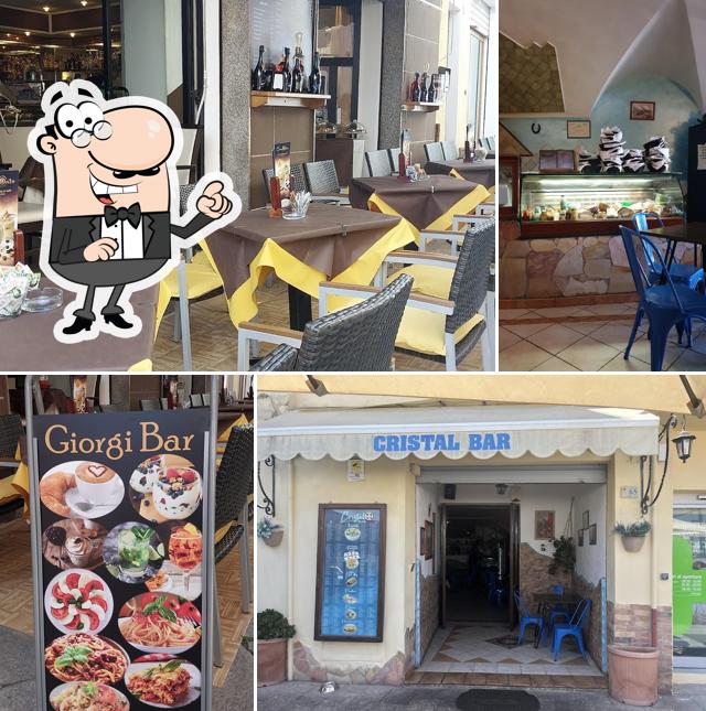 Dai un'occhiata agli interni di Bar Cristal Paninoteca