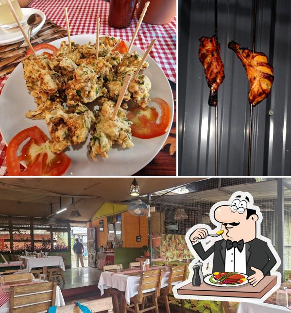 DE JUNGLE CAFE is distinguished by food and interior