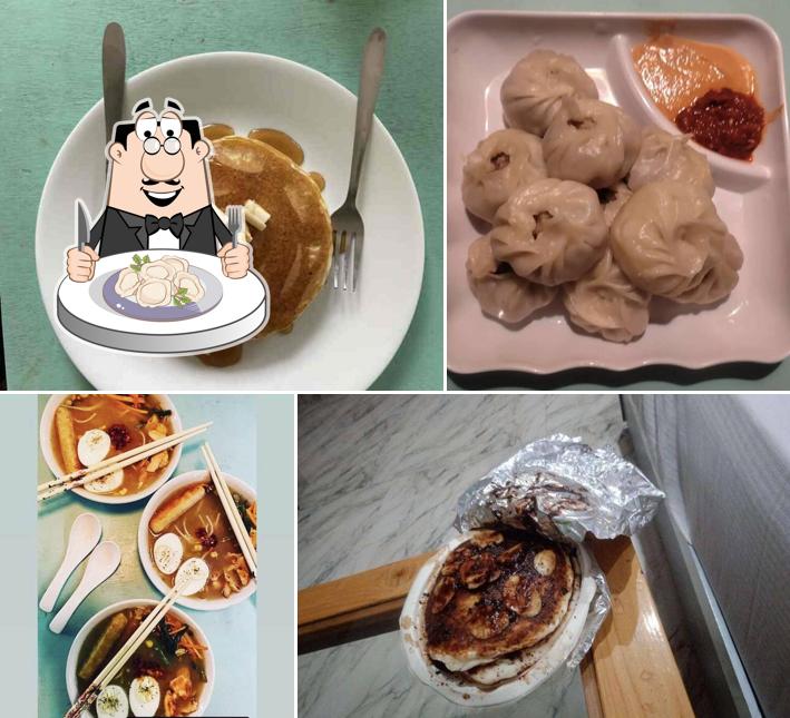 Dumplings at Papa Chao's Cafe