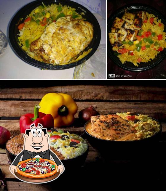 Pick pizza at The good bowl