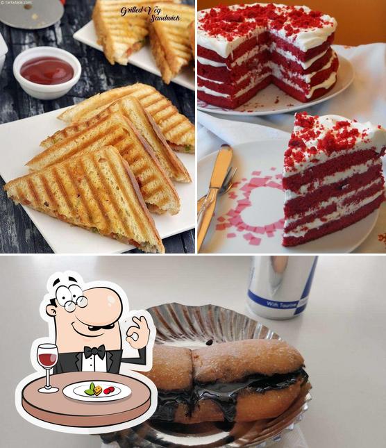 Food at Al Hussain Cafe & Bakery