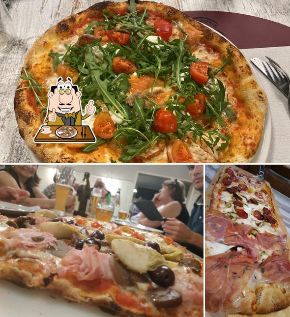 Scegli una pizza a Bar Pizzeria Da Pachera Zaccheo