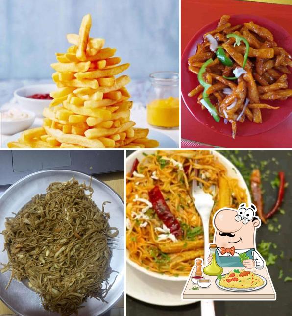 Meals at Chinese Station