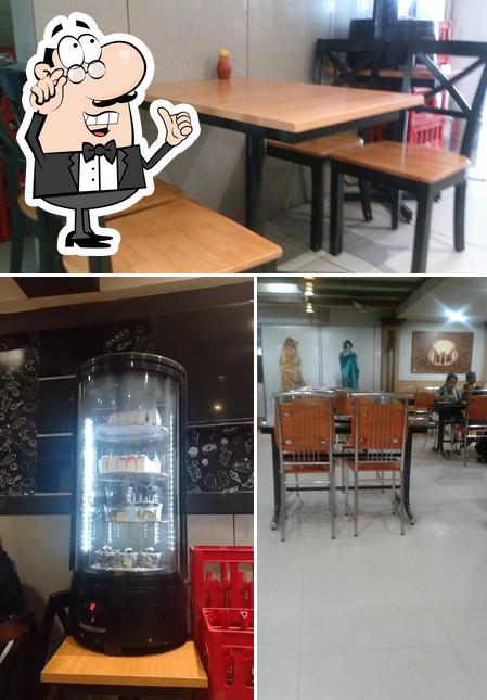The interior of KR Bakes