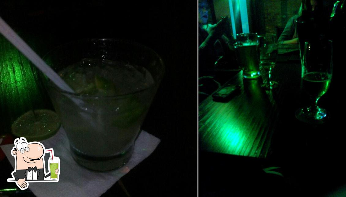 Green Original Pub offerece uma gama de drinques