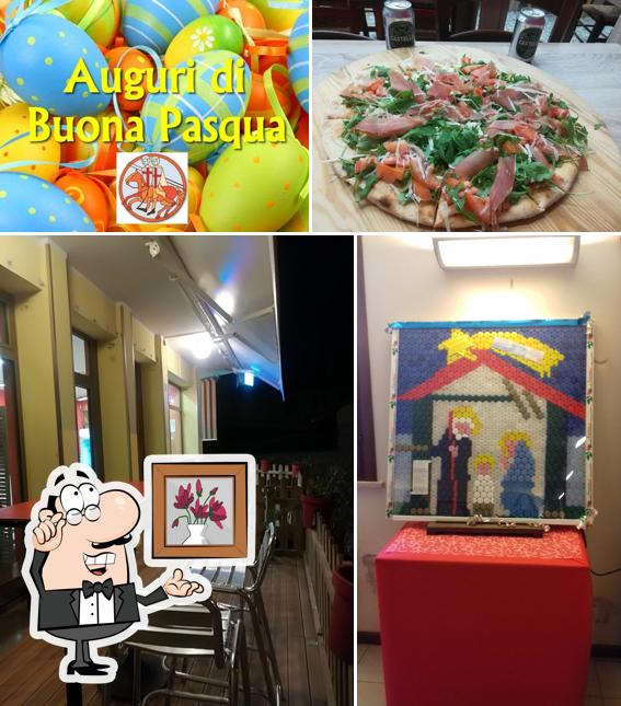La foto di interni e cibo da Pizzeria Ai Templari
