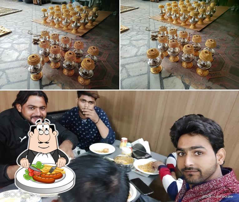 Among different things one can find food and interior at Khansama restaurant
