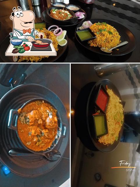Chicken curry at Praja's Kitchen