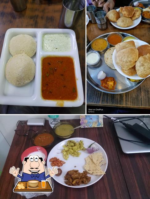 Food at Vijay Sagar