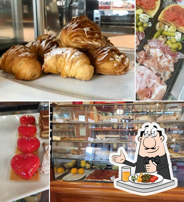 Platti al Cafè De Baron