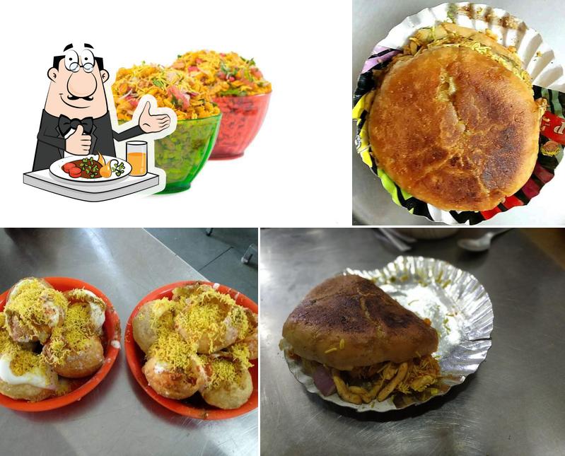 Food at Rajesh Panipuri Center