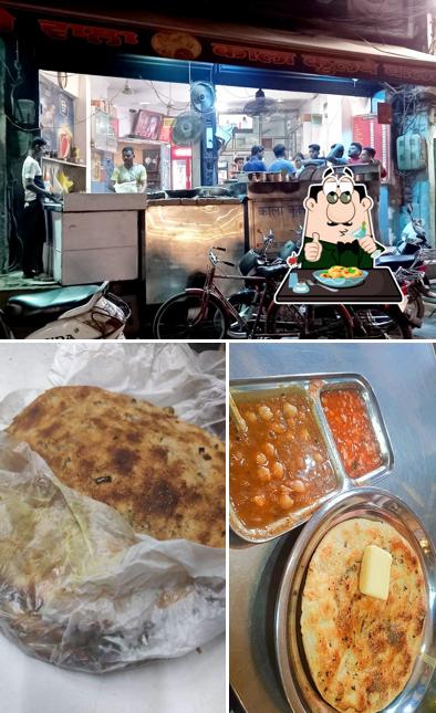 The picture of food and exterior at Kala Kulche Wala