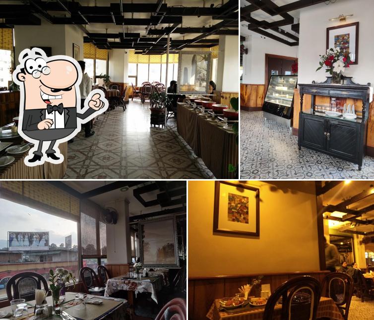 Check out how La Galerie looks inside