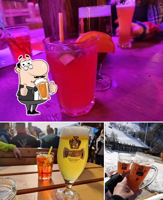 Puoi goderti un rinfrescante bicchiere di birra chiara o scura