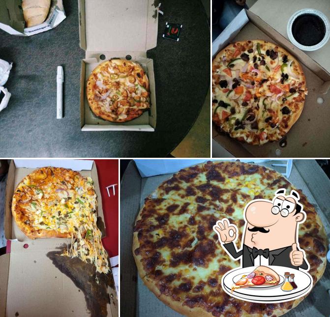 Pick pizza at Papa N' Son Bistro