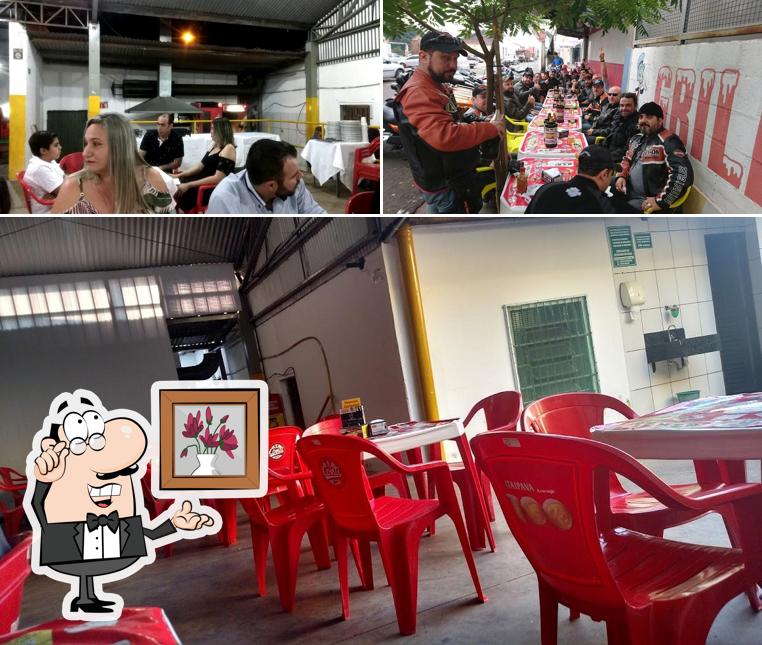 O interior do Bar Do Grillo