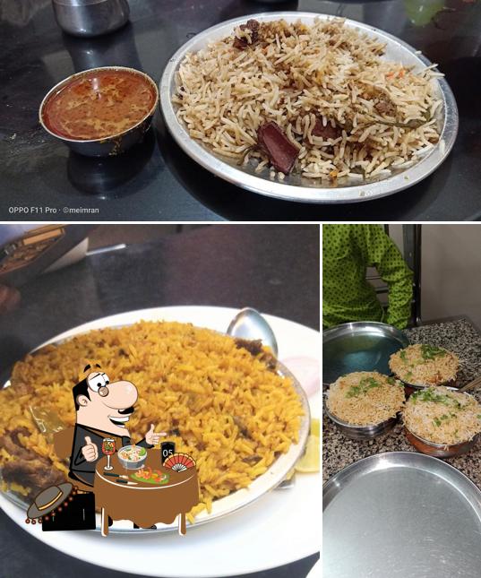 Meals at Hotel Sharif Khanawal