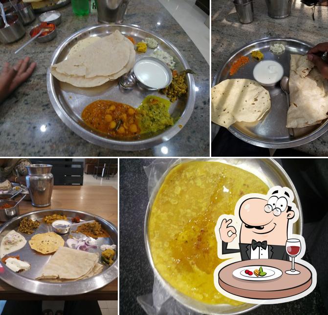 Meals at Basaveshwar Khanavali