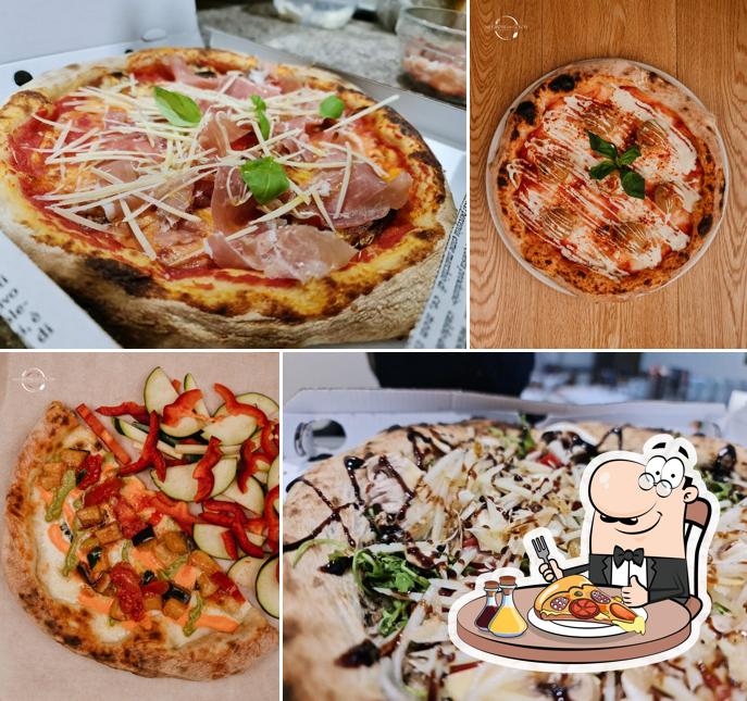 Ordina tra le molte varianti di pizza