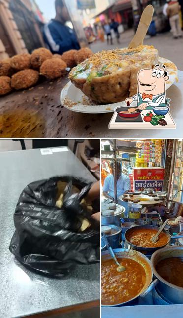 Chicken curry at Banarasi Chaat House
