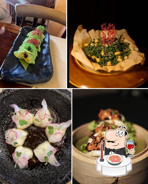 Tuna tartare at PhoMo