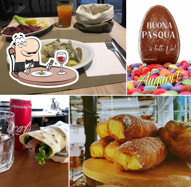 Cibo al Bar l'angolo degli artisti Cibo al Bar l'angolo degli artisti