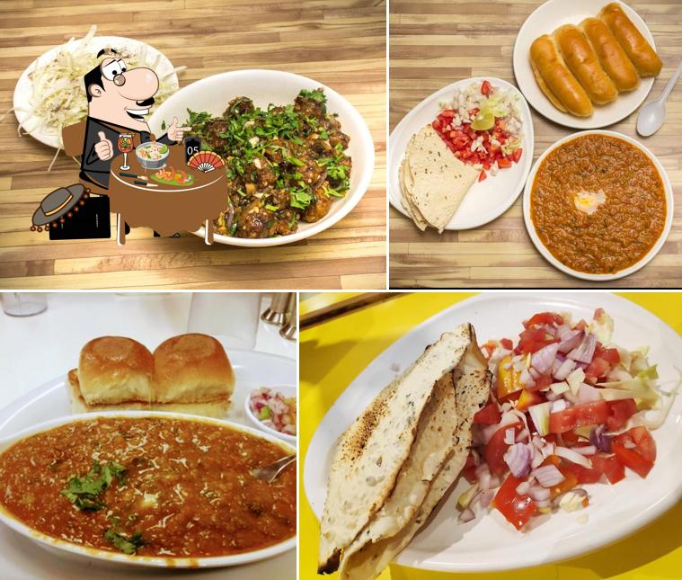 Food at Mahesh Pavbhaji