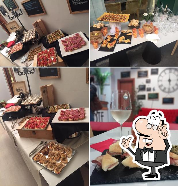 Questa è la foto che raffigura la interni e cibo di Bistrot Suerte