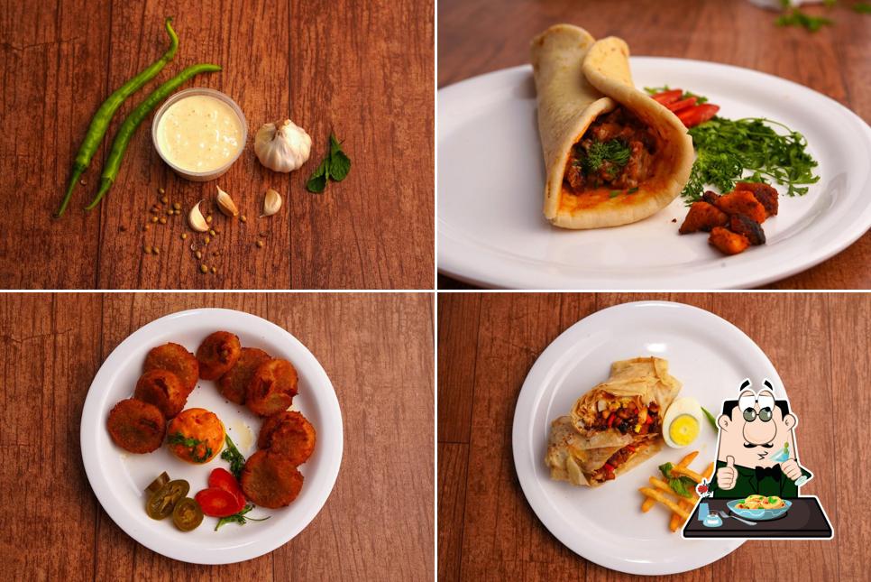 Food at Iftar shawarma's