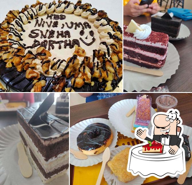 Ovenfresh Pizzas, Cakes and Desserts serves a variety of sweet dishes