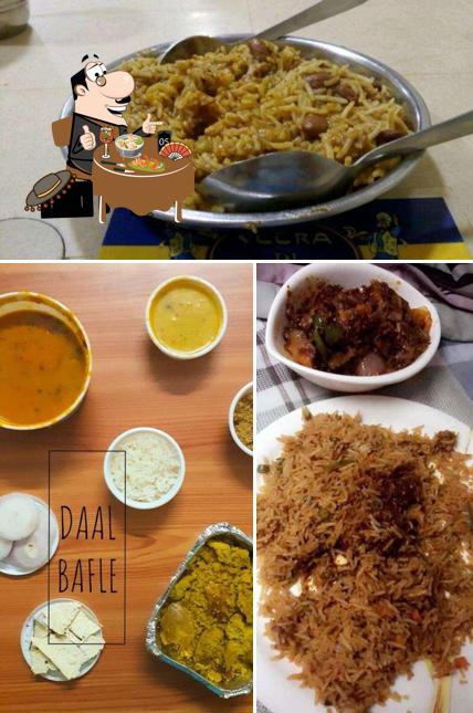 Food at Oye24 Kitchen