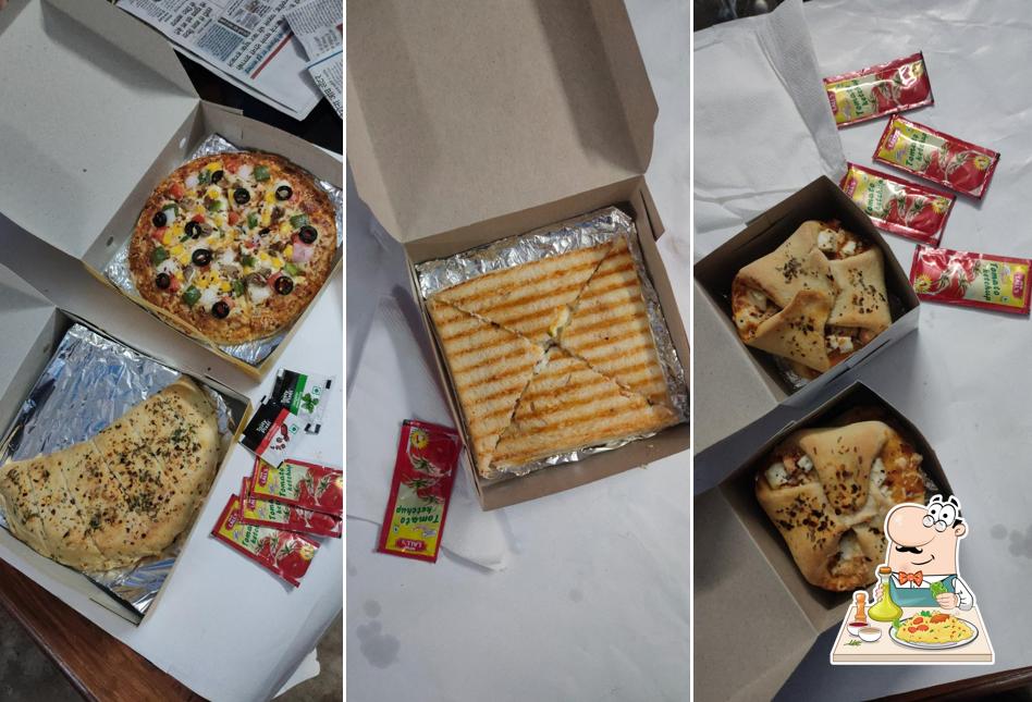 Food at Nawasi Pizza