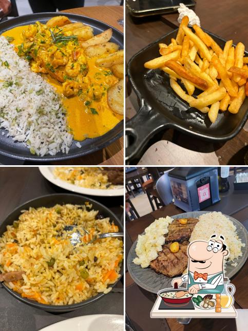 Arroz frito em Divina Picanha Meireles