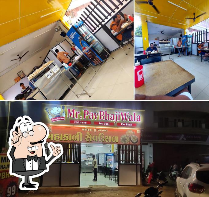 The interior of Mr pavbhajiwala and mahakali sevusal