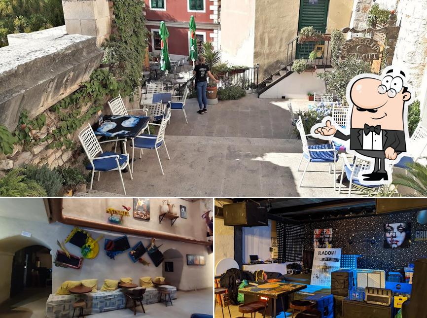 Dai un'occhiata agli interni di Azimut