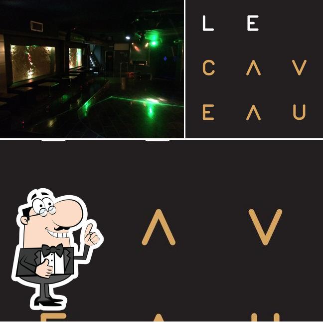 Guarda la foto di Le Caveau