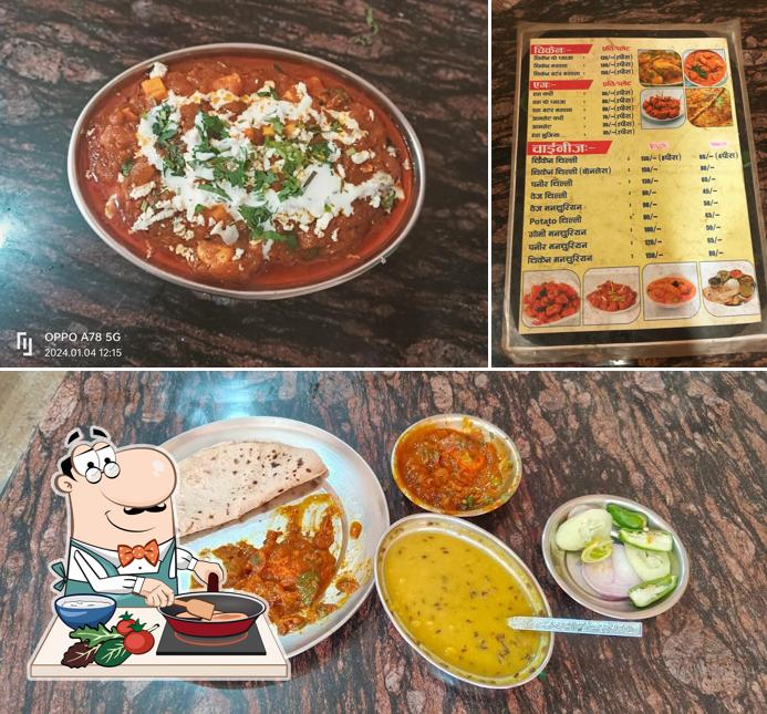 Chicken curry at Deepak Restaurant